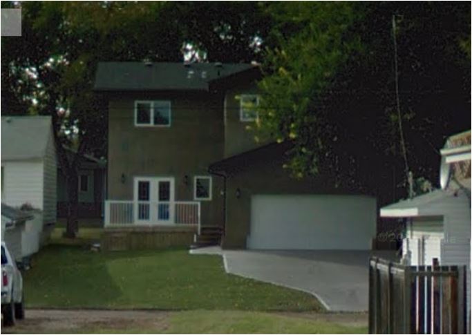 This 2 storey has a rear attached garage for an infill lot. | Edmonton Aurora Home Design Plan